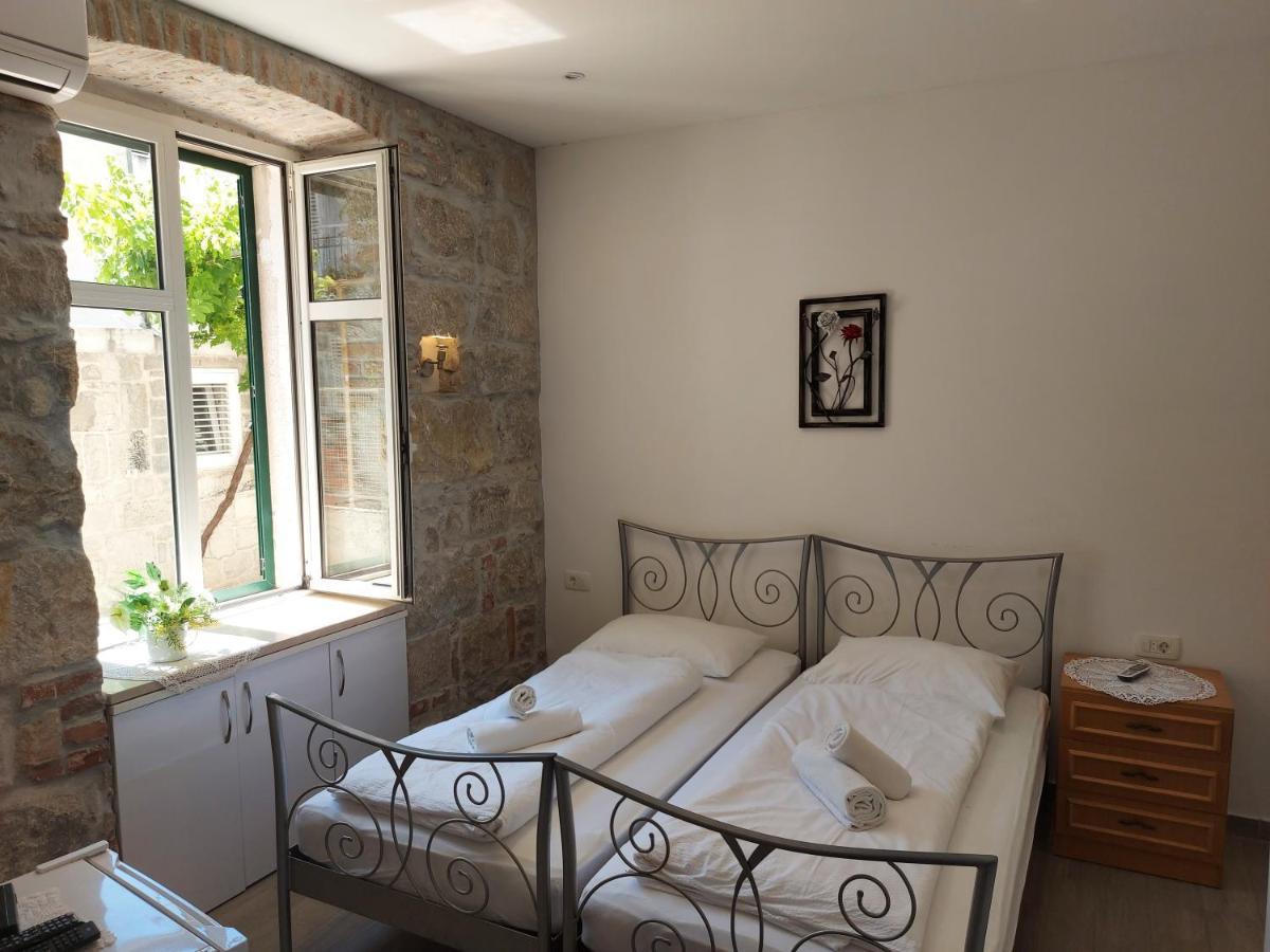 Apartment Meri Split Bagian luar foto